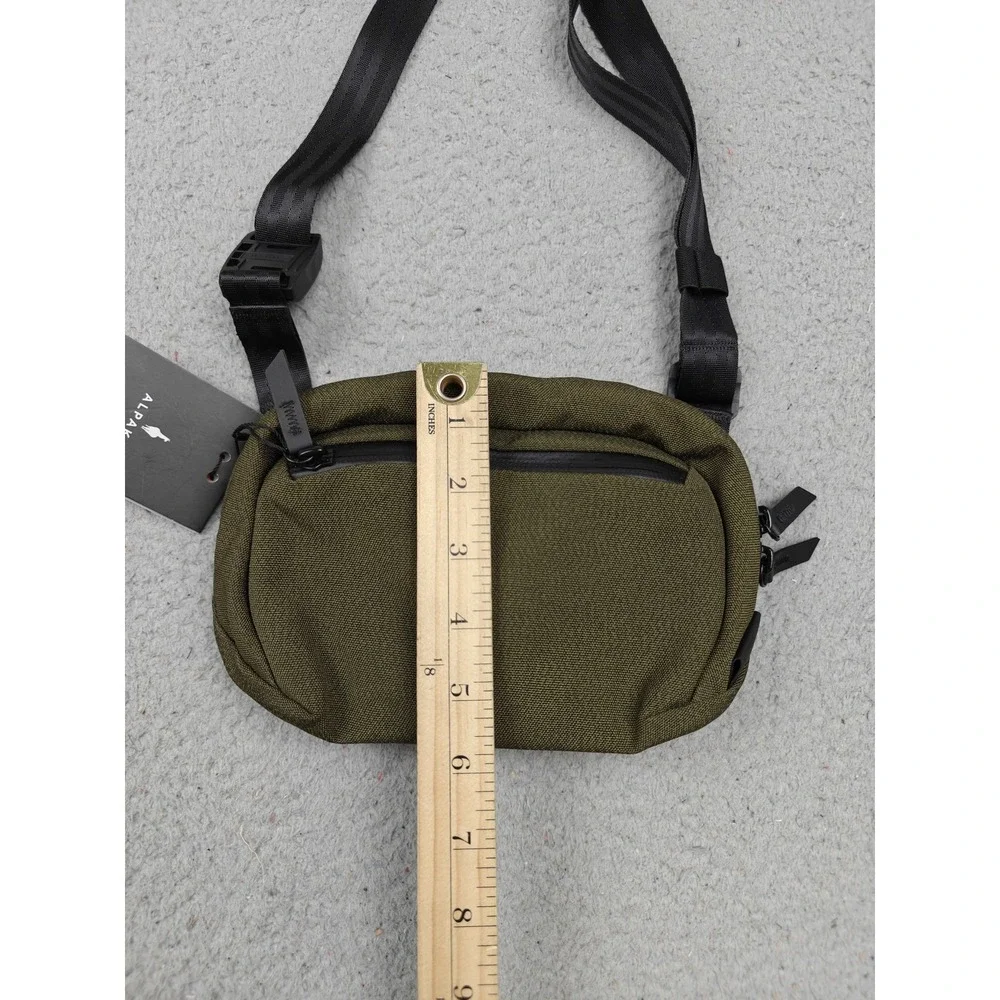 Alpaka Go Sling Nano Green Camera Sling Bag Point & Shoot Padded Weatherproof‎